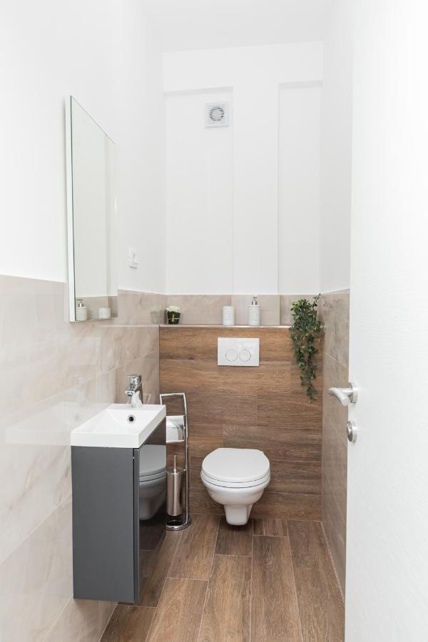 Apartments Suzy Šibenik Екстериор снимка